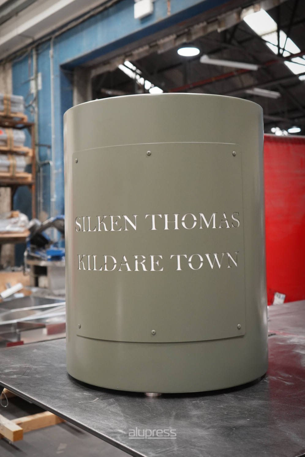 aluminium-barrel-planter